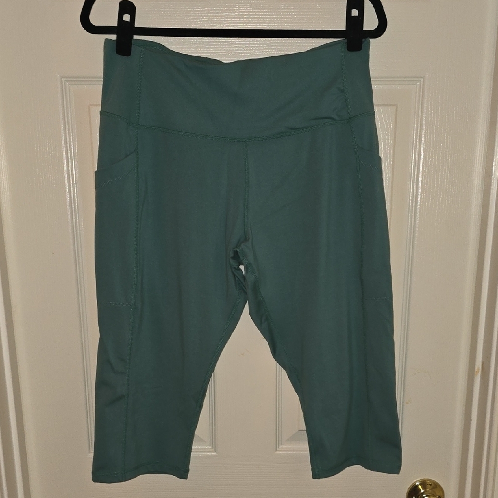 32 Degrees‎ Cool Teal Leggings NWOT